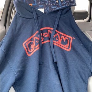 PAC-MAN hoodie only one pair good luck 👍🏼